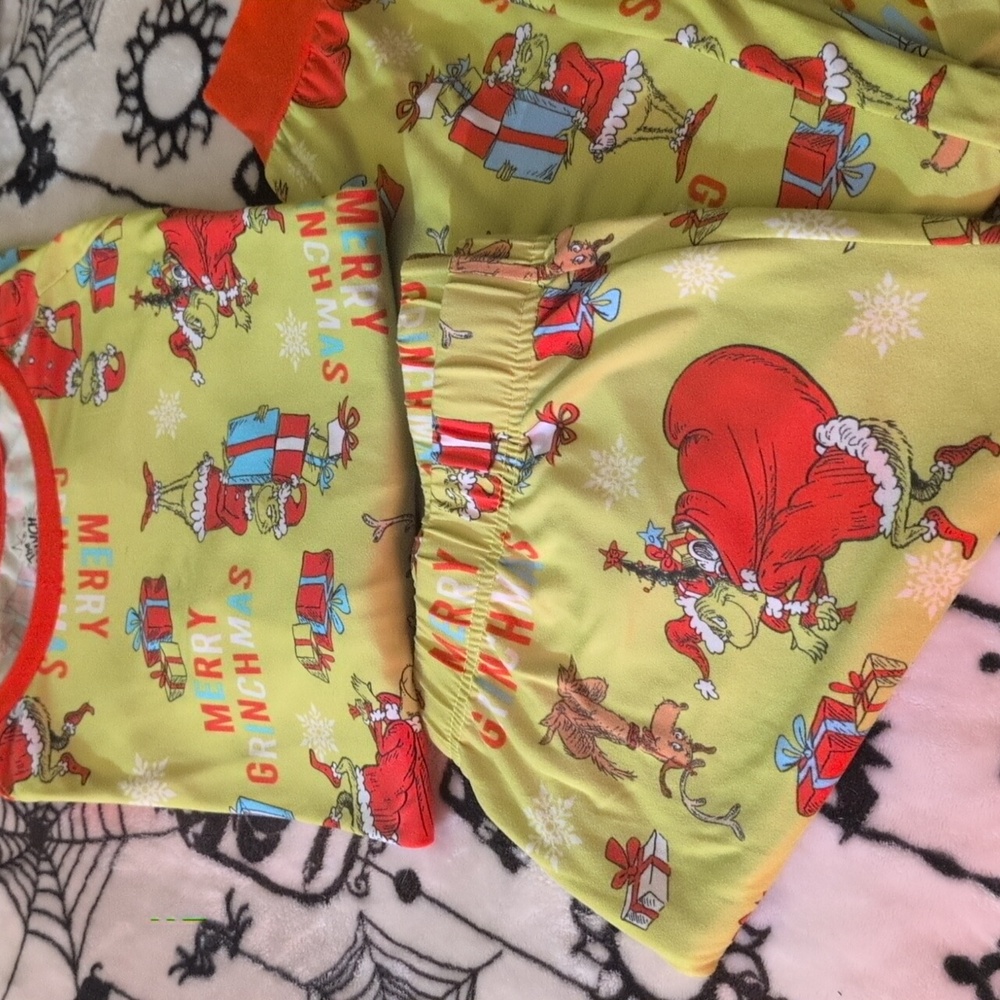 Women Grinch(Xmas) pajamas